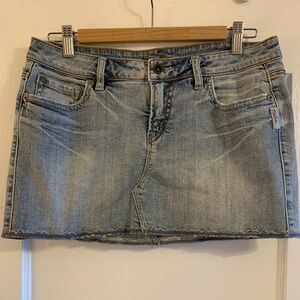 Silver Jeans Ravi denim skirt